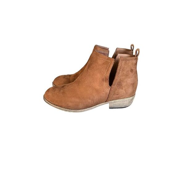 ‎Journee Collection Brown Rimi Bootie Size 9 - Picture 1 of 6
